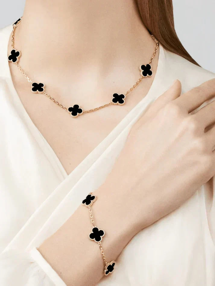 CLOVER | Collier 10 motifs Noir
