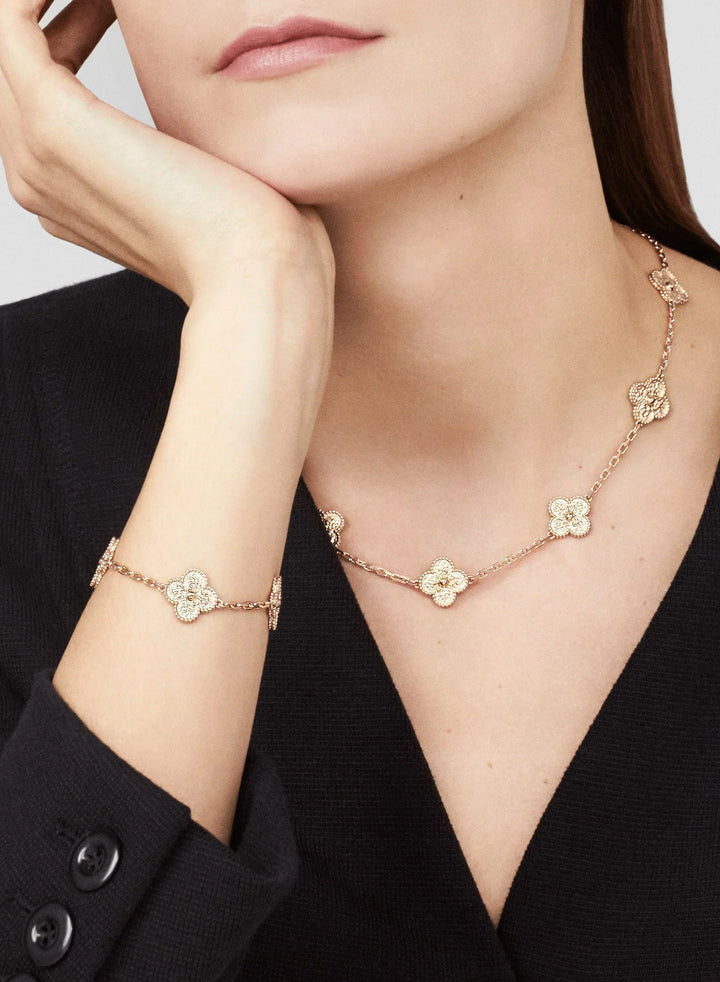 CLOVER | Collier 10 motifs Rose
