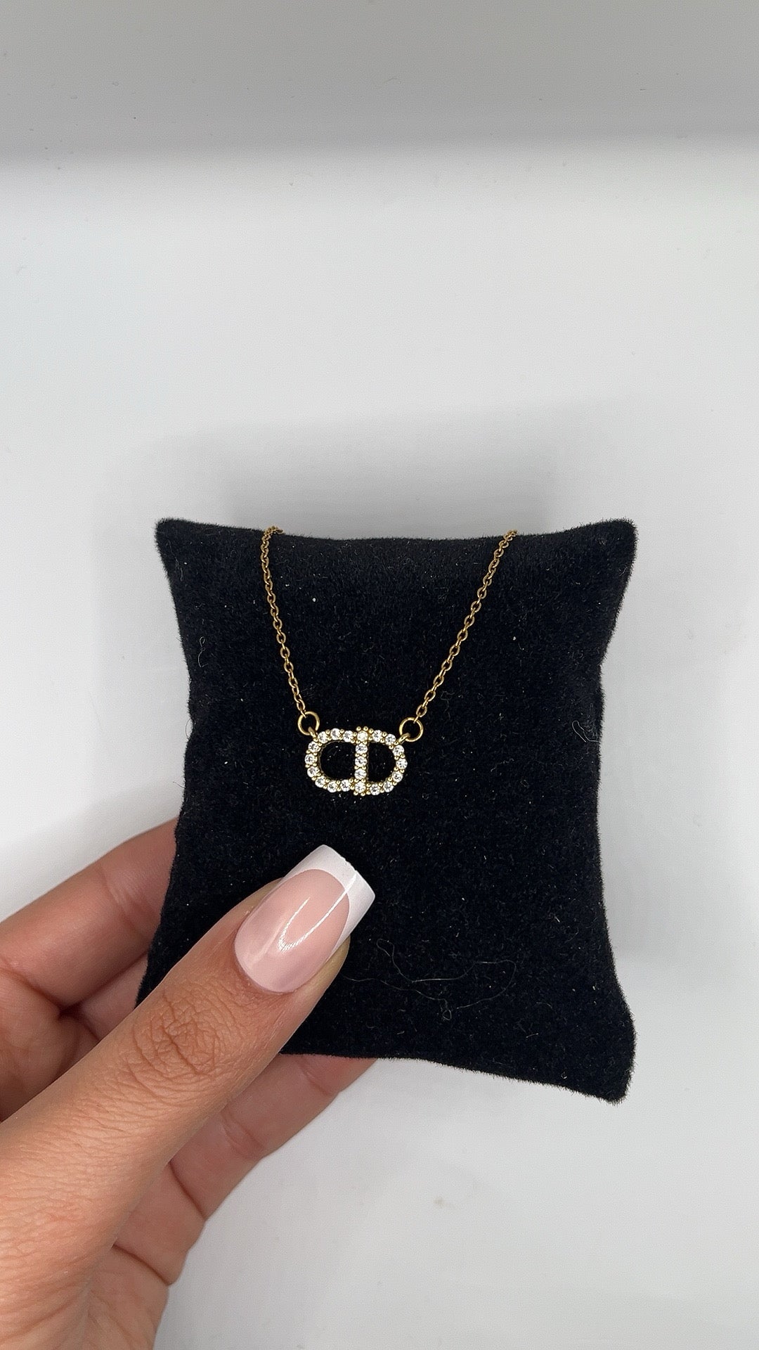 EXCLUSIVE | Collier CD