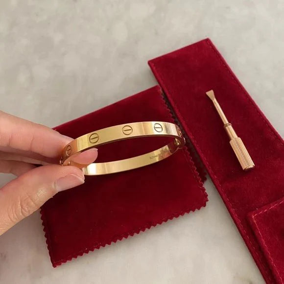 Bracelet or Eternity