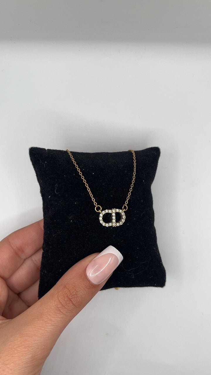 EXCLUSIVE | Collier CD