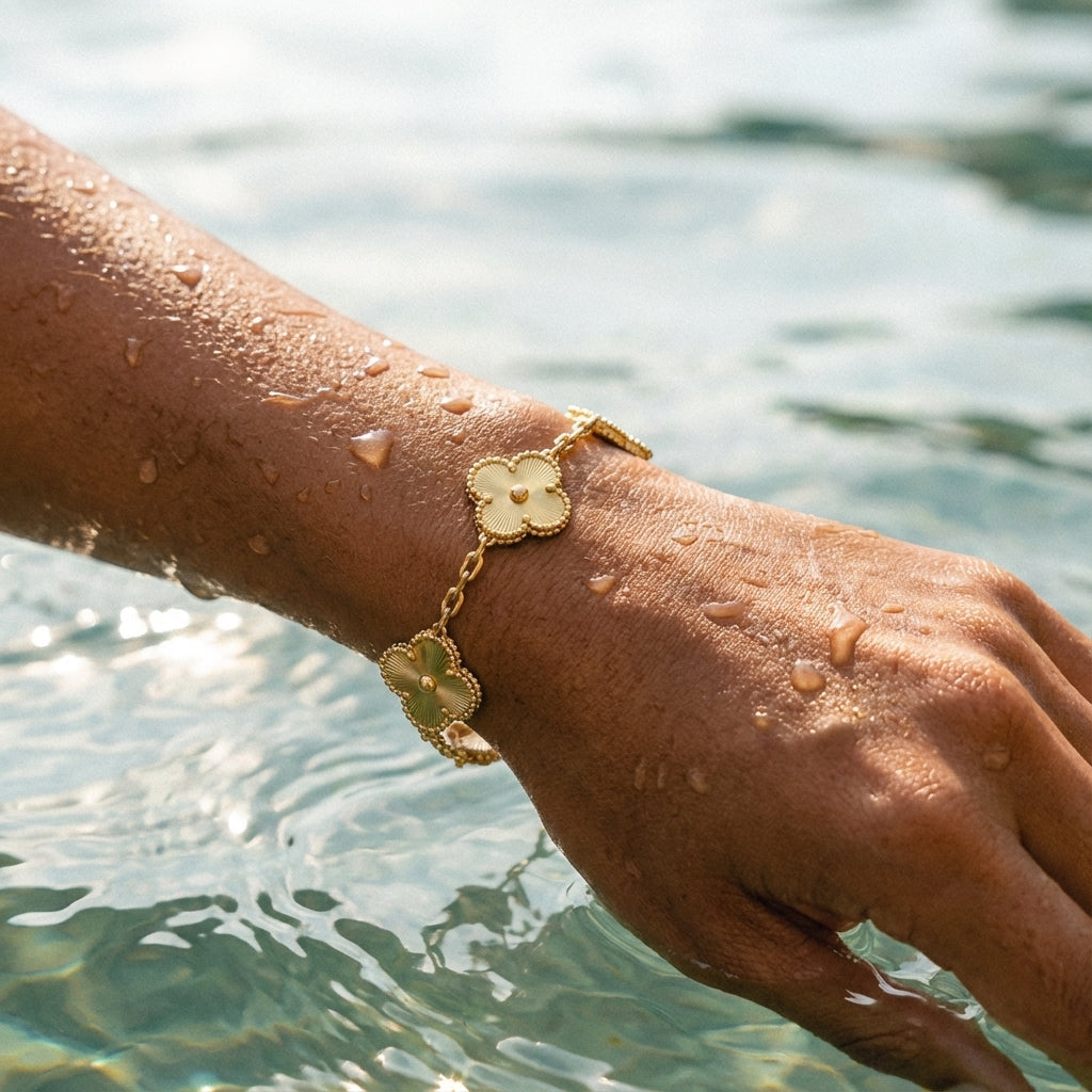 Bracelet or Clover
