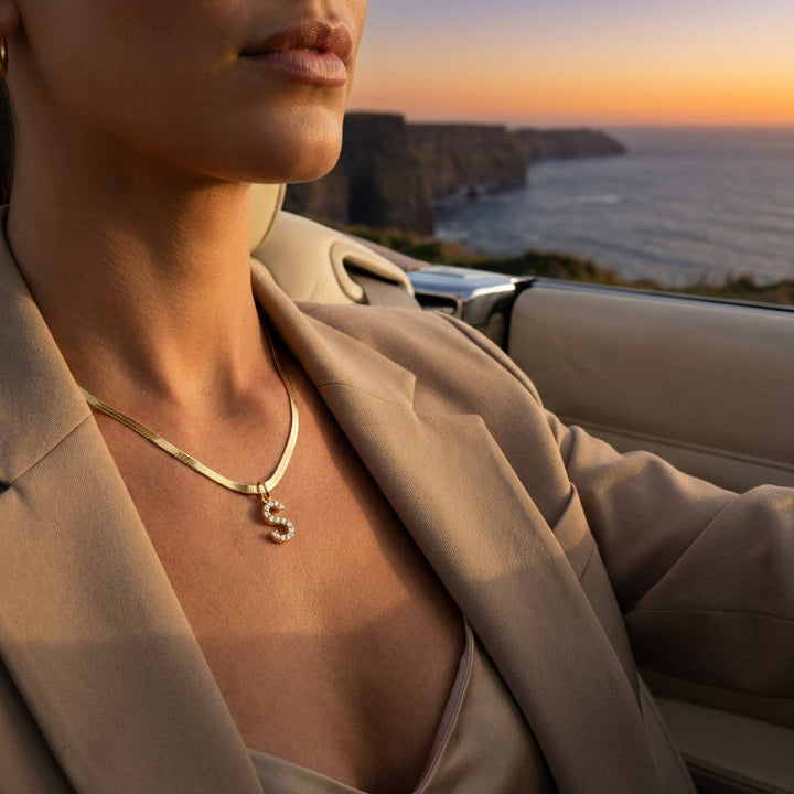 Collier initiale pavée Solea